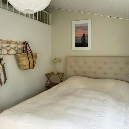 Charm 100 Meters From The Near Rageleje Græsted