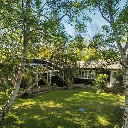 度假居 Charm 100 Meters From The Near Rageleje *